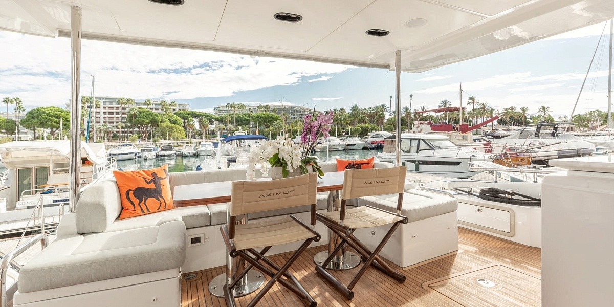 Аренда яхты Azimut 72 Solstice во Франции